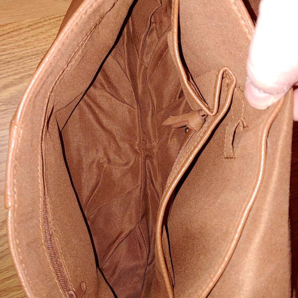 Liz Claiborne Shoulder Bag - Picture 7 of 14